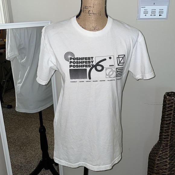 POSHFEST 2021 POSH logo party POSHMARK celebration SWAG POSHFEST 2022 fit check - Picture 3 of 14